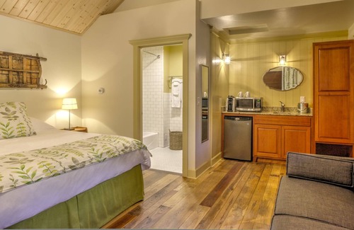 McCloud Hotel | Shasta View Lodge