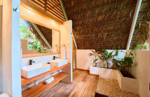 Chiguata Cabina | Shawandha Lodge