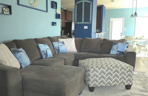 Gulfport Casa | Shea House with king suite