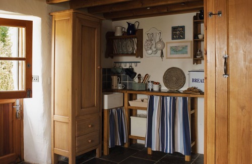 Ardnatrush Casa | Sheep's Head Barn Conversion Overlooking Dunmanus Bay