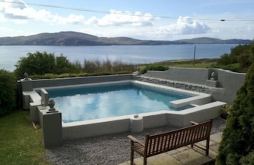 Ardnatrush Casa | Sheep's Head Barn Conversion Overlooking Dunmanus Bay