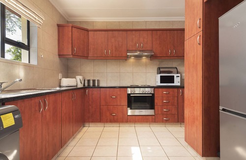 Sheffield Beach Casa | Sheffield Cove 30 - Three Bedroom House, Sleeps 6