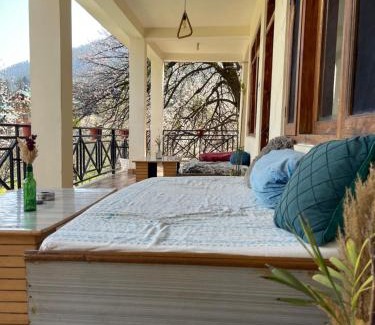 Old Manali Casa | Shehjaar