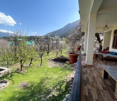 Old Manali Casa | Shehjaar