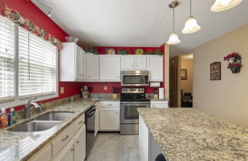 Leesville Casa | Shellcracker - Dock, SUPs, Firepit, Games and more