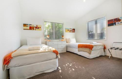 Surfdale Casa | Shelley Beach Homestead