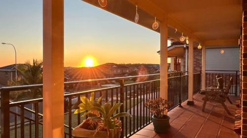 Blackbutt Casa | Shellharbour. Ocean, lake and mountain view