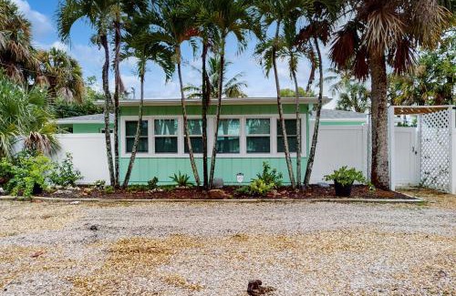 Sanibel Casa | Shelling In Paradise