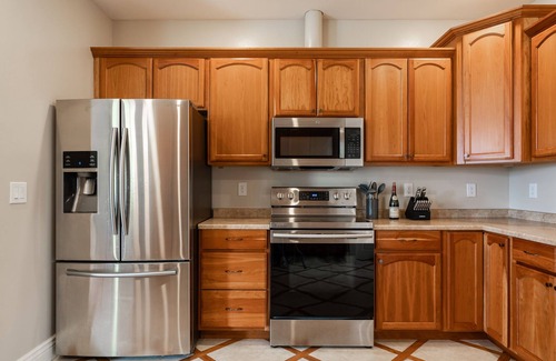 Four Corners Casa | Shelter Grove-30 day rental or longer in the Four Corner area with a hot tub!