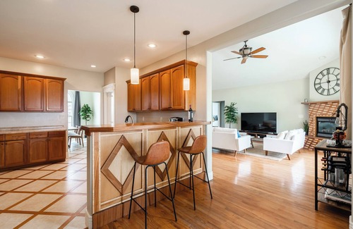 Four Corners Casa | Shelter Grove-30 day rental or longer in the Four Corner area with a hot tub!