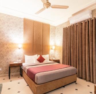 Loralai District Casa | Shelton Rezidor Jinnah Super