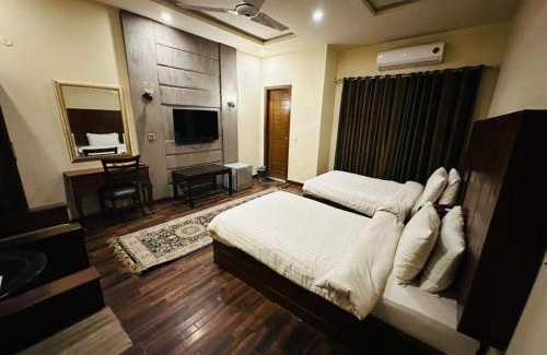 Gulberg Hotel | Shelton’s Rezidor Lahore