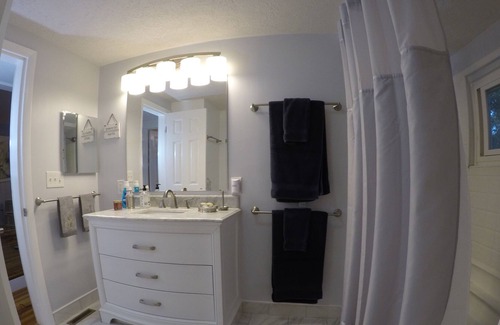 Fort Valley Casa | Shenandoah County Home: Hot Tub, Trails, 3 Decks, 13 activities, no cleaning fee