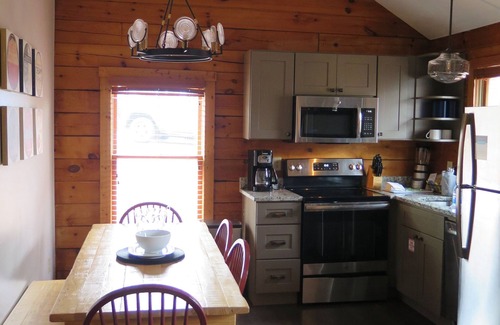 Gordonsville Cabina | Shenandoah Crossing-2 bedroom deluxe cabin SEE DESCRIPTION NOTE BEFORE BOOKING!