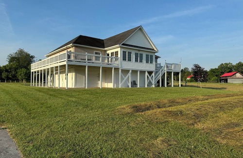 Strasburg Casa | Shenandoah River-hiking, fishing, wineries, breweries & more