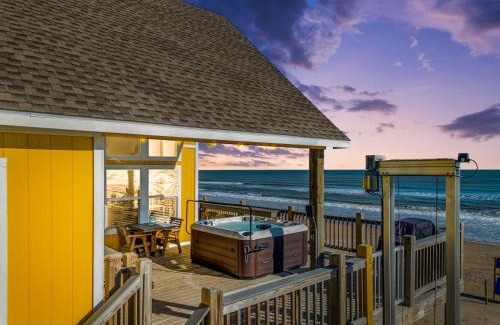 Port Bolivar Casa | Shenanigans! Beachfront & HotTub