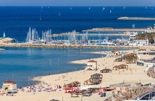 Tel Aviv City Center Apartamento | Shenkin Street 2BR Rooftop Penthouse