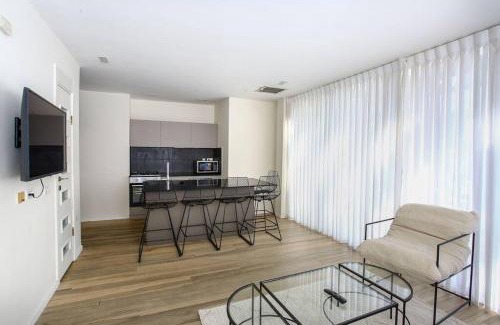 Tel Aviv City Center Apartamento | Shenkin Street 2BR Rooftop Penthouse