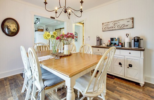 Burgaw Cabaña | ‘Shepard Cottage’ Near Wilmington & Wedding Venue
