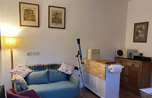 Peterstow Cabina | Shepherd's Hut in a Herefordshire Cider Orchard