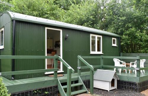 Five Oak Green Casa | Shepherds Hut 3 At Laddingford - Uk32532