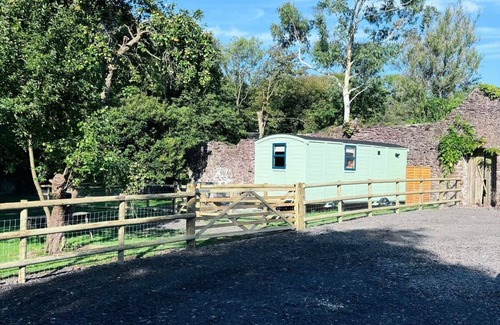 Milford Haven Apartamento | Shepherds Hut With Hot Tub