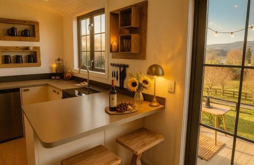 Lake Tarawera Casa | Shepherds Legacy Hut