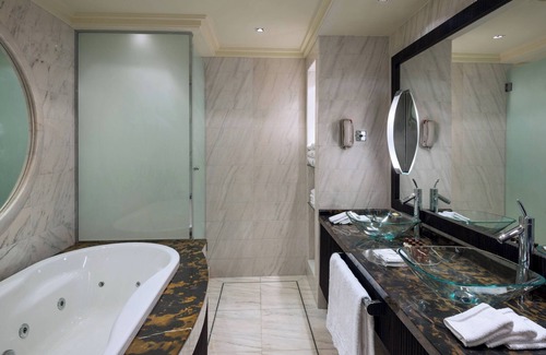 Dammam Hotel | Sheraton Dammam Hotel & Convention Centre