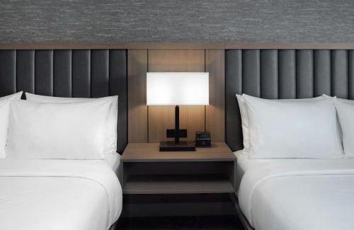 Framingham Hotel | Sheraton Framingham Hotel & Conference Center