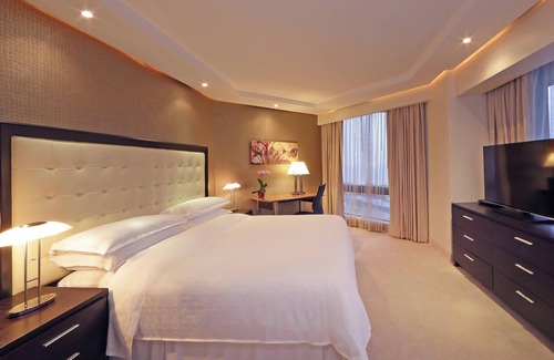 Tumba Vieja Complejo | Sheraton Grand Panama