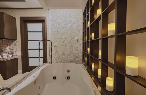 Tumba Vieja Complejo | Sheraton Grand Panama