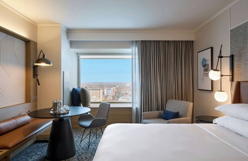 Downtown Sacramento Hotel | Sheraton Grand Sacramento Hotel