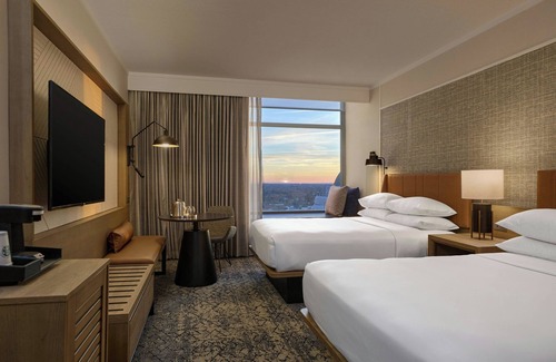 Downtown Sacramento Hotel | Sheraton Grand Sacramento Hotel