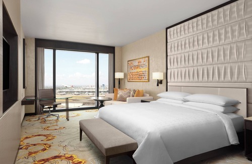 Pasay Hotel | Sheraton Manila Hotel at Newport World Resorts