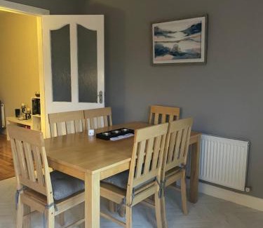 Tyrrellspass Casa | Shermount Court