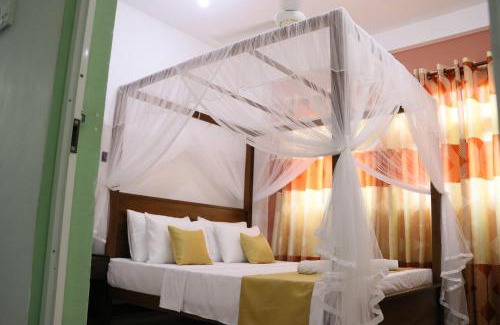 Matara Casa | Sheru Guest