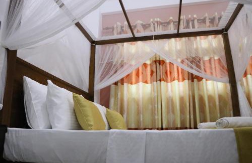Matara Casa | Sheru Guest