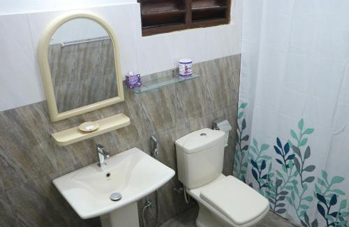 Matara Casa | Sheru Guest