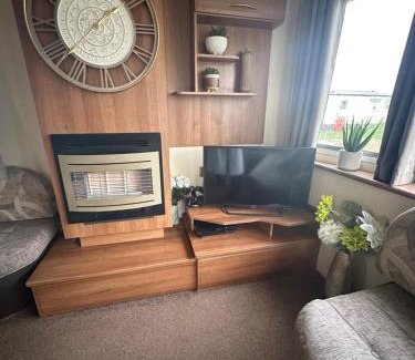 Chapel Saint Leonards Otro | Sherwood 473 SANTANAVAN 9