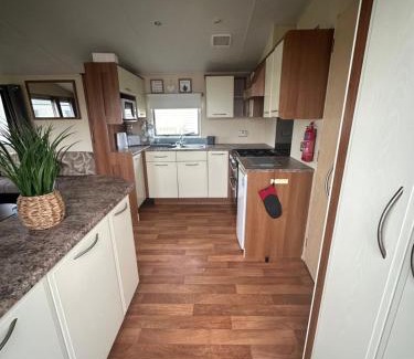 Chapel Saint Leonards Otro | Sherwood 473 SANTANAVAN 9