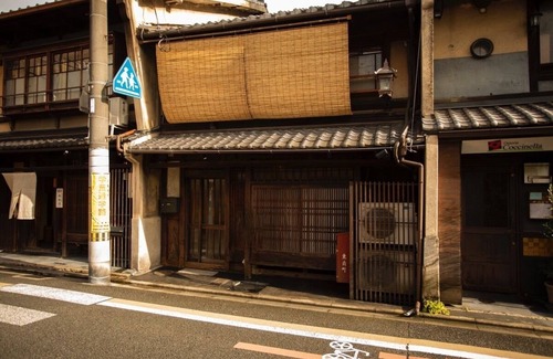 Karasuma Casa | Shijo-Karasuma] 150 years of history seeps into this authentic Kyoto townhouse*A house for private use*Kyomachiya Beestal*.