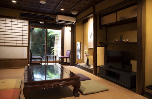 Karasuma Casa | Shijo-Karasuma] 150 years of history seeps into this authentic Kyoto townhouse*A house for private use*Kyomachiya Beestal*.