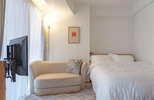 Chinatown Apartamento | SHIKA HOME 横滨中华街 高级公寓 适合家庭 多人 差旅 长期旅居送定期清洁服务 Luxury Family Business Trips Living near Chinatown キッチン完備 家族やグループに落ち着きある空間 長期滞在者向け定期清掃サービス