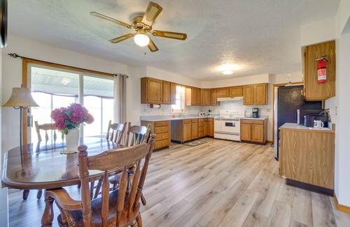 New Haven  Huron County Casa | Shiloh Vacation Rental w/ 2 Screened Porches!