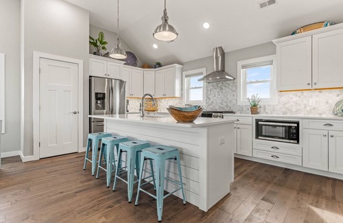 Ocean Sands Casa | Shiner Shore Shack: 1200 Ft to Beach Access, Pool, Hot Tub