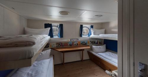 Friedrichshain Hotel | Shipotel-Berlin GmbH, Shipotel Eastern & Shipotel Western