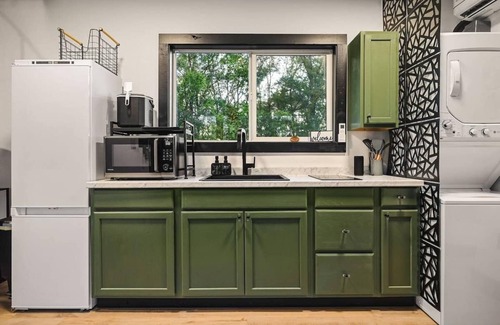 Baxter Casa | Shipping Container on Center Hill Lake!
