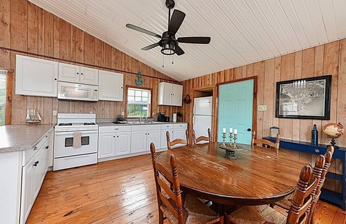 Sealevel Casa | Shipwrecked on Shell Hill 2 Waterfront Houses