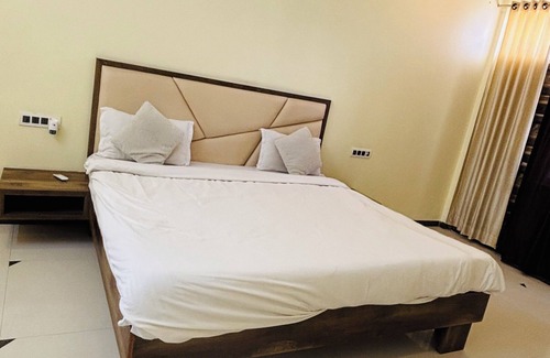 Nathdwara Hotel | Shiv Ashray Resort