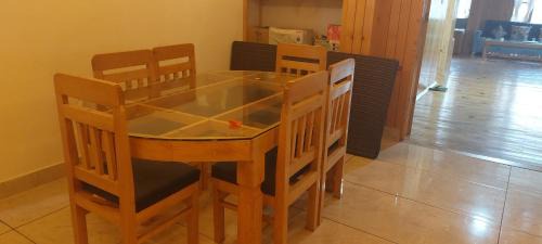 Brahmaur Apartamento | Shiv Gaura homestay Bharmour
